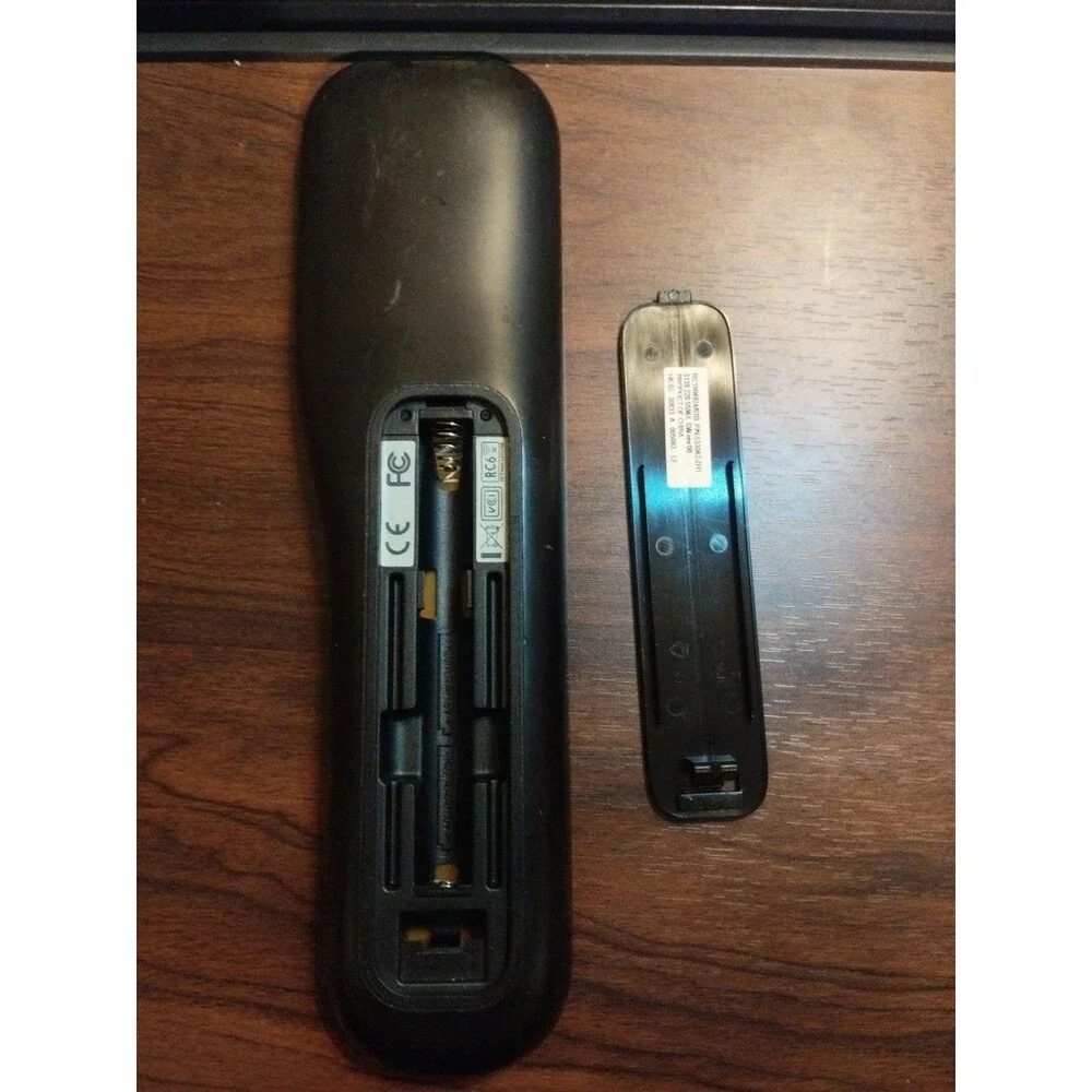 HP TouchSmart 533042-ZH1 RC1804924/01B Media Center Remote Control OEM Genuine